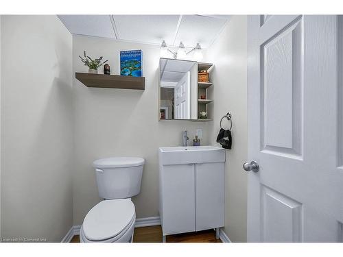 250 Fall Fair Way, Hamilton, ON - Indoor Photo Showing Bathroom