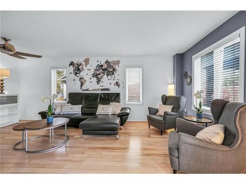 250 Fall Fair Way, Hamilton, ON - Indoor Photo Showing Living Room