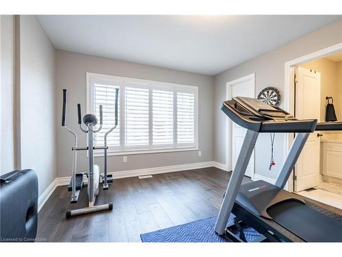 8 Cesar Place, Ancaster, ON - Indoor Photo Showing Gym Room