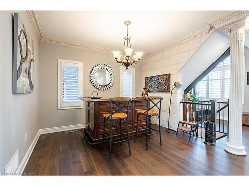 8 Cesar Place, Ancaster, ON - Indoor Photo Showing Dining Room