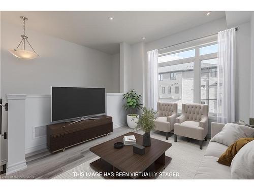 56-461 Blackburn Drive, Brantford, ON - Indoor Photo Showing Living Room