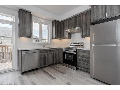 56-461 Blackburn Drive, Brantford, ON - Indoor Photo Showing Kitchen With Stainless Steel Kitchen