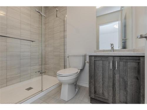 56-461 Blackburn Drive, Brantford, ON - Indoor Photo Showing Bathroom