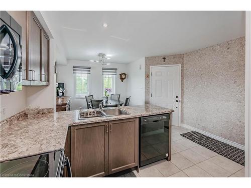 1A-85 Mullin Drive, Guelph, ON - Indoor Photo Showing Kitchen With Double Sink