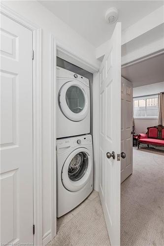 1A-85 Mullin Drive, Guelph, ON - Indoor Photo Showing Laundry Room