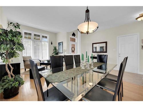 24 Jeanette Avenue, Grimsby, ON - Indoor Photo Showing Dining Room