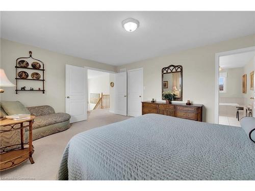 24 Jeanette Avenue, Grimsby, ON - Indoor Photo Showing Bedroom