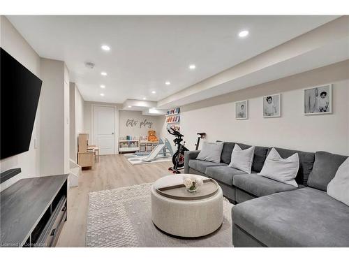 42 Stevenson Street, Hamilton, ON - Indoor Photo Showing Living Room