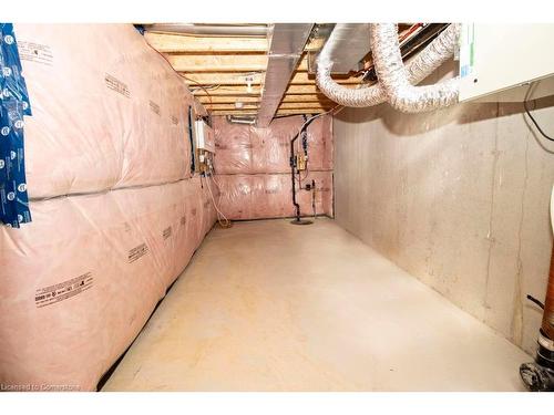 122 Munro Circle, Brantford, ON - Indoor Photo Showing Basement