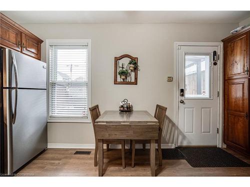 52 Mayflower Avenue, Hamilton, ON - Indoor Photo Showing Dining Room