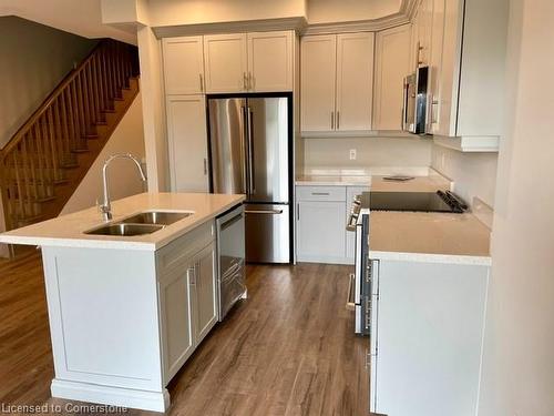 8 Bayberry Lane, Hamilton, ON - Indoor Photo Showing Kitchen With Double Sink