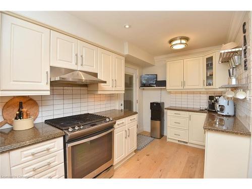 13-3333 New Street, Burlington, ON - Indoor Photo Showing Kitchen