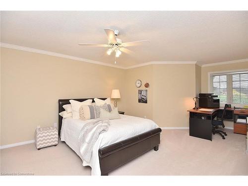 13-3333 New Street, Burlington, ON - Indoor Photo Showing Bedroom