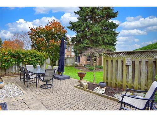 13-3333 New Street, Burlington, ON - Outdoor