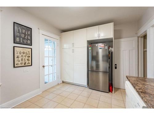 28 Britannia Avenue, Hamilton, ON - Indoor Photo Showing Kitchen