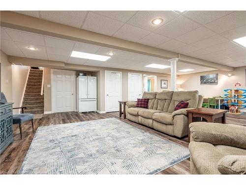 5 Twentyplace Boulevard, Mount Hope, ON - Indoor Photo Showing Basement