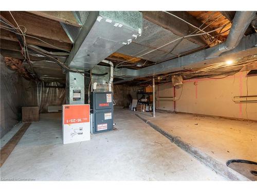 19 Strachan Street E, Hamilton, ON - Indoor Photo Showing Basement