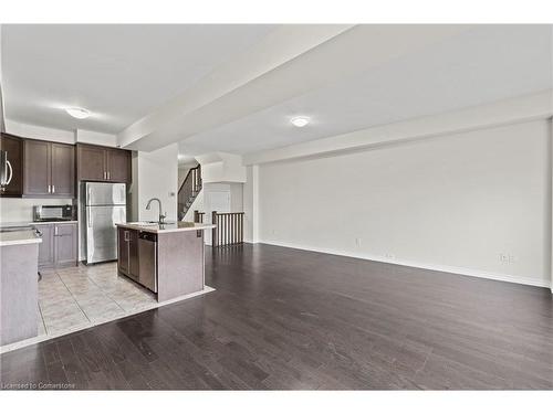 74 Vinton Road, Ancaster, ON - Indoor Photo Showing Kitchen