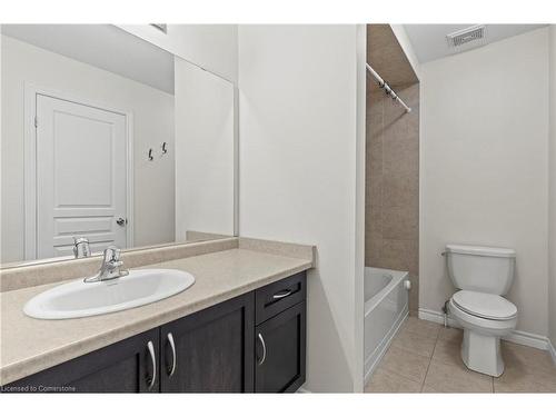 74 Vinton Road, Ancaster, ON - Indoor Photo Showing Bathroom