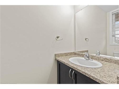 74 Vinton Road, Ancaster, ON - Indoor Photo Showing Bathroom