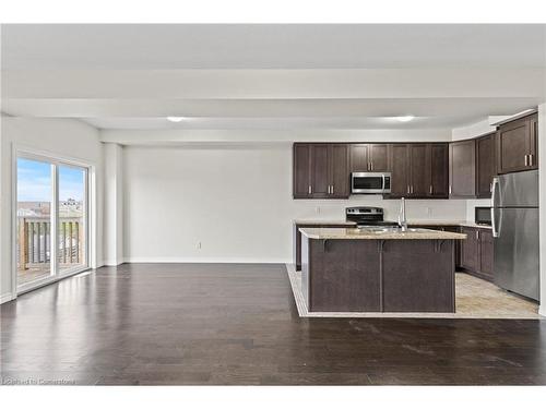 74 Vinton Road, Ancaster, ON - Indoor Photo Showing Kitchen