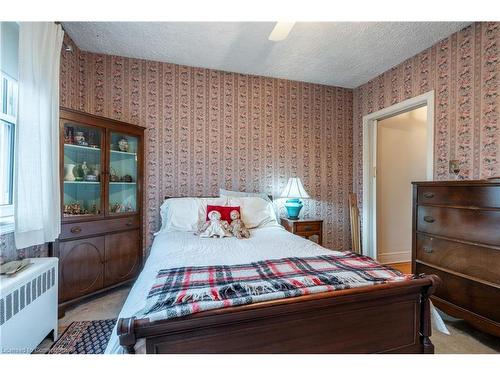 407C-5 East 36Th Street, Hamilton, ON - Indoor Photo Showing Bedroom