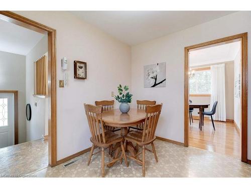 146 West 3Rd Street, Hamilton, ON - Indoor Photo Showing Dining Room