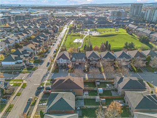 1806 Hobson Drive, Burlington, ON - Outdoor With View