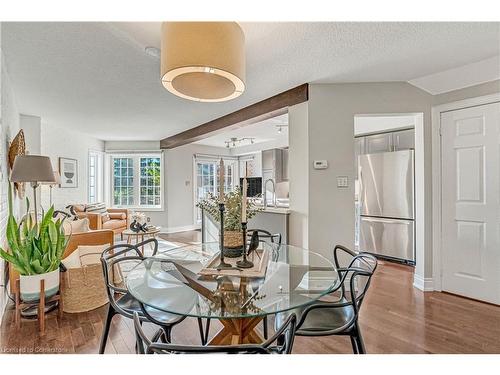 1806 Hobson Drive, Burlington, ON - Indoor Photo Showing Dining Room