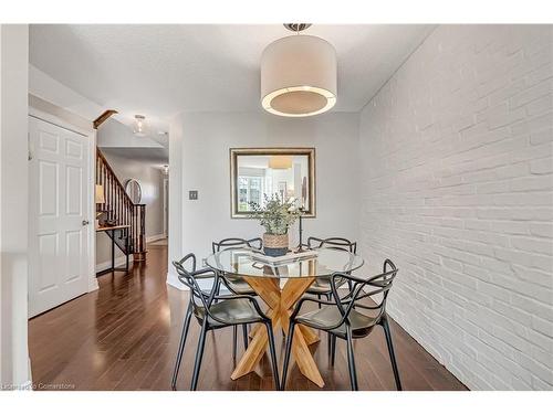 1806 Hobson Drive, Burlington, ON - Indoor Photo Showing Dining Room