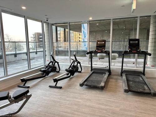 210-370 Martha Street, Burlington, ON - Indoor Photo Showing Gym Room