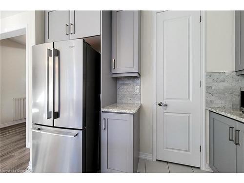 3334 Erasmum Street, Oakville, ON - Indoor Photo Showing Kitchen