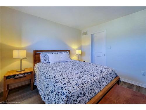 3334 Erasmum Street, Oakville, ON - Indoor Photo Showing Bedroom