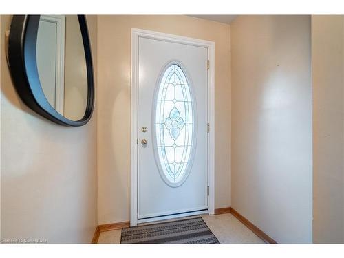 130 Kings Forest Drive, Hamilton, ON - Indoor Photo Showing Other Room