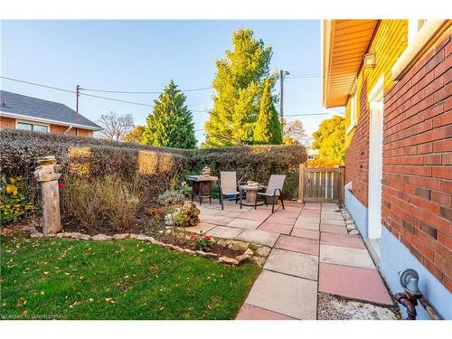 130 Kings Forest Drive, Hamilton, ON - Outdoor