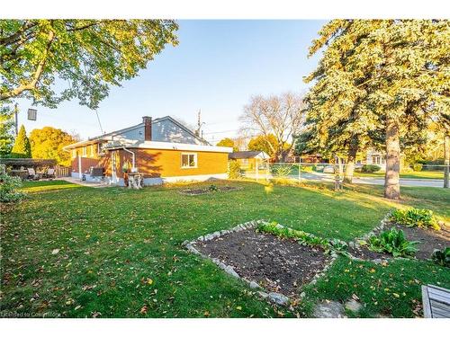 130 Kings Forest Drive, Hamilton, ON - Outdoor