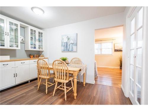 38 Golden Orchard Drive, Hamilton, ON - Indoor Photo Showing Dining Room