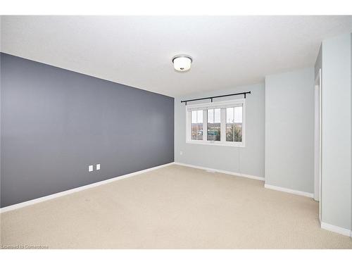 32 Serena Crescent, Stoney Creek, ON - Indoor Photo Showing Other Room