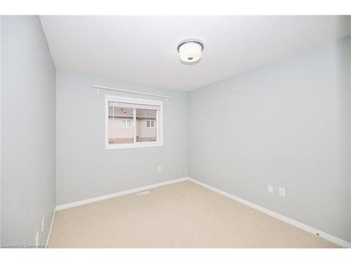 32 Serena Crescent, Stoney Creek, ON - Indoor Photo Showing Other Room