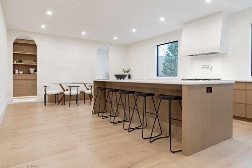 504 Winona Road, Stoney Creek, ON - Indoor Photo Showing Kitchen