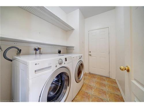 31 Peacock Crescent, Ajax, ON - Indoor Photo Showing Laundry Room