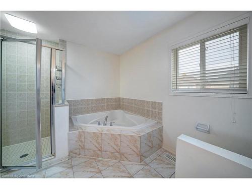 31 Peacock Crescent, Ajax, ON - Indoor Photo Showing Bathroom