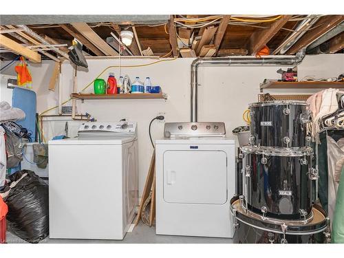 285 Mary Street, Hamilton, ON - Indoor Photo Showing Laundry Room