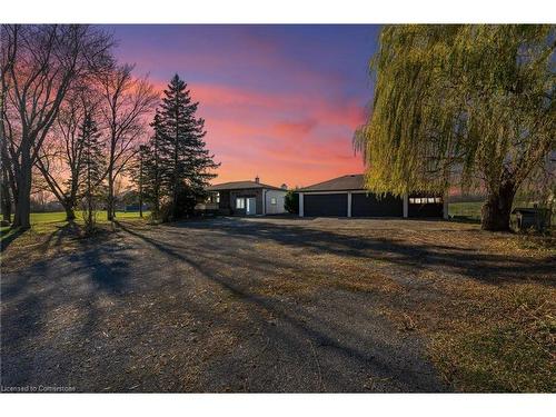 2322 Patterson Road, West Lincoln, ON - Outdoor