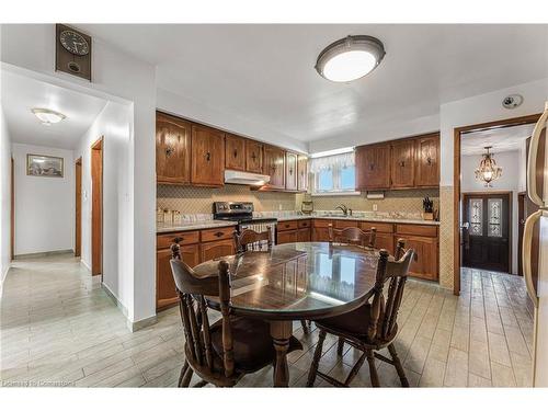 2322 Patterson Road, West Lincoln, ON - Indoor Photo Showing Dining Room