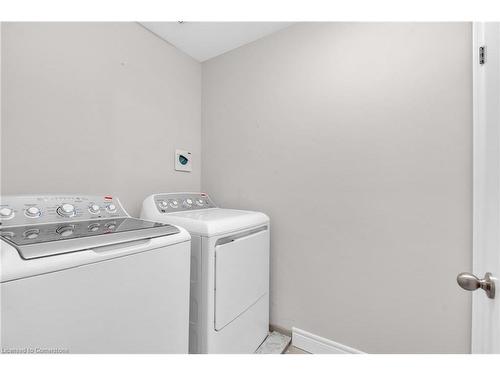 16 Alayche Trail, Welland, ON - Indoor Photo Showing Laundry Room