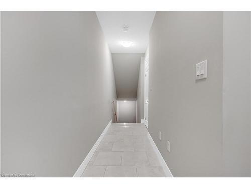 16 Alayche Trail, Welland, ON - Indoor Photo Showing Other Room