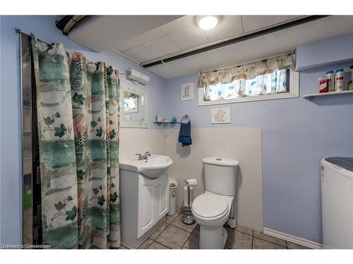 112 Rosewood Road, Hamilton, ON - Indoor Photo Showing Bathroom