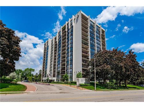 1501-2175 Marine Drive, Oakville, ON - Outdoor With Facade