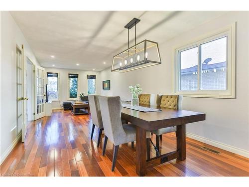 12 Kilty Court, Caledonia, ON - Indoor Photo Showing Dining Room